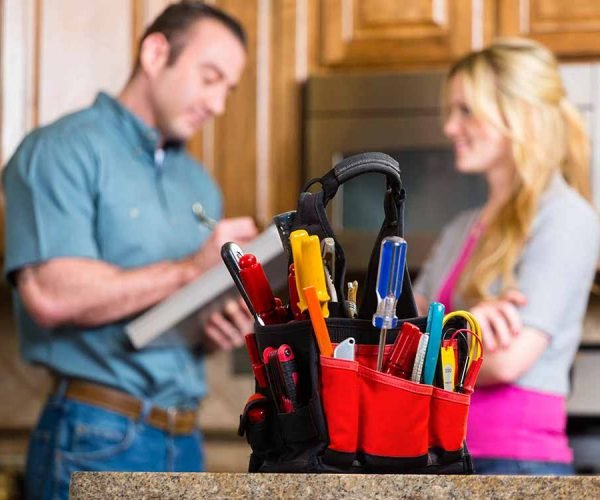 Hire Handyman Service: The Important In Maintaining Your Home Risk-Free