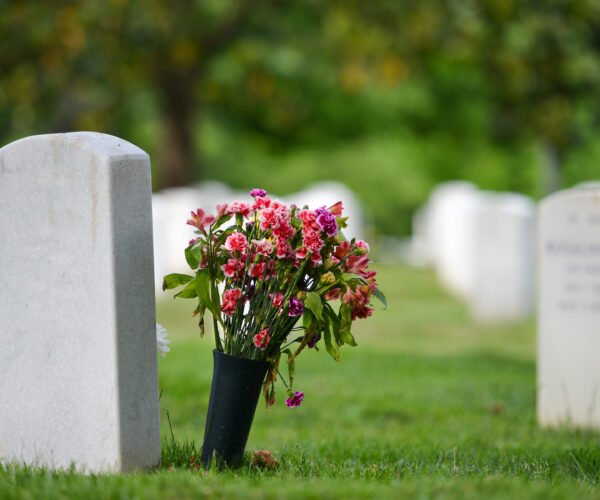The Pros And Cons For You To Consider On Preparing Your Funeral