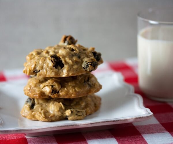 Why Dairy-Free Lactation Cookies are Beneficial for New Moms